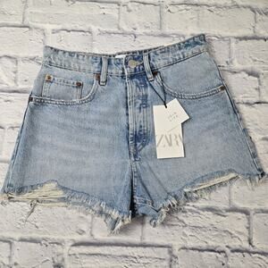 NWT Zara Women's Denim Shorts Hi-Rise Ripped Distressed Frayed Hem size 4 / 36